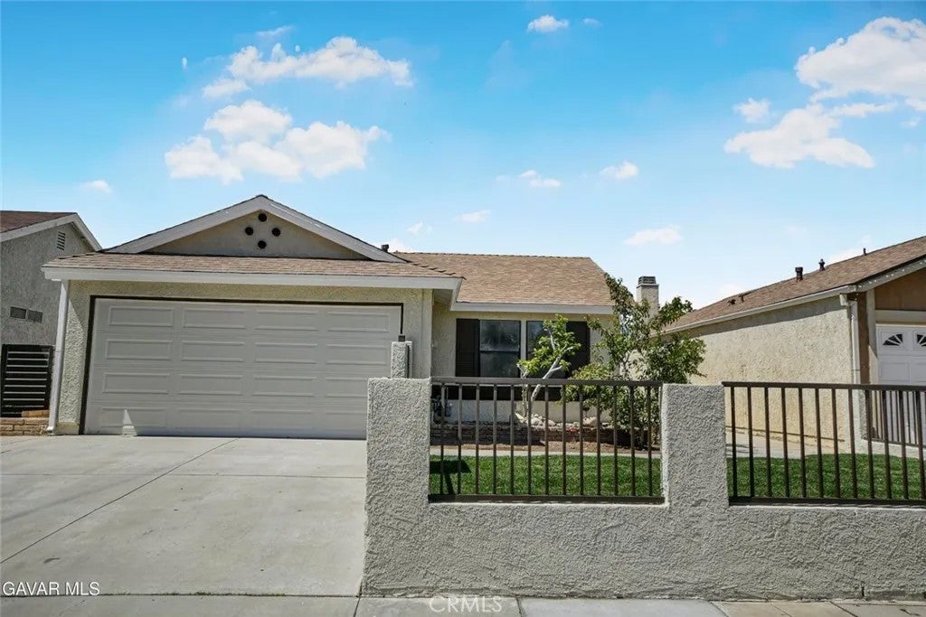 2810 Juniper Drive — photo