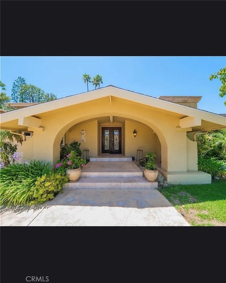 16545 Park Lane Cir — photo