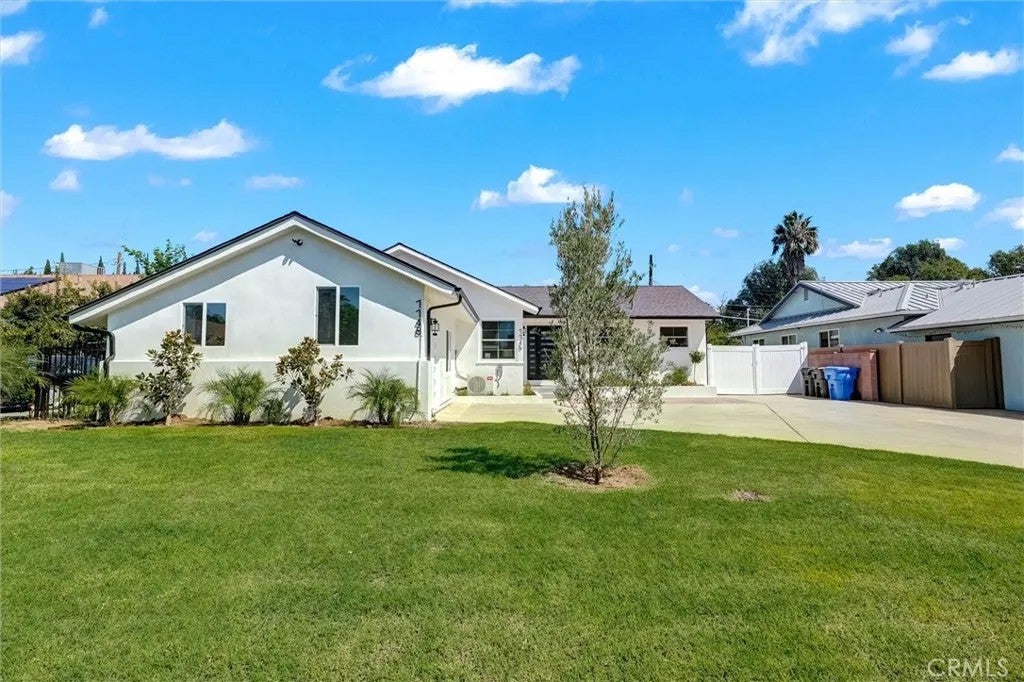 7746 Sunnybrae — photo