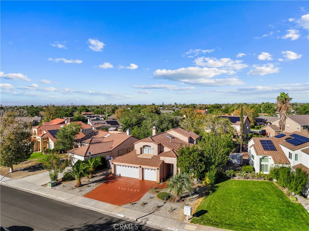 37270 Carousel, Palmdale, CA 93552 — photo 2