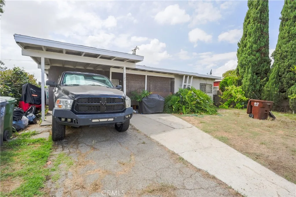 1720 W Caldwell, Compton, CA 90220 — photo 3