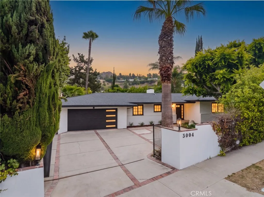 3004 Laurel Canyon Boulevard — photo