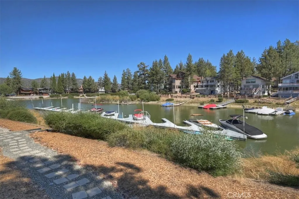 39802 Lakeview Drive Unit 9 — photo