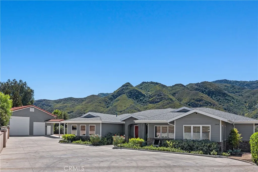 29438 Mulholland Highway — photo