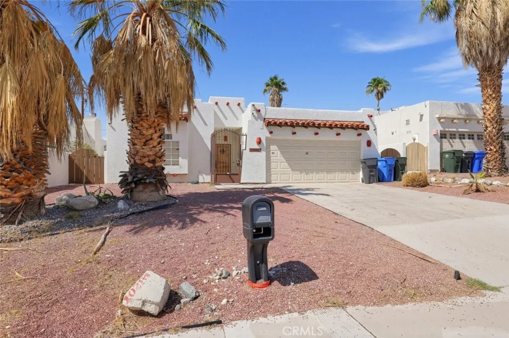 10281 Palm Drive — photo