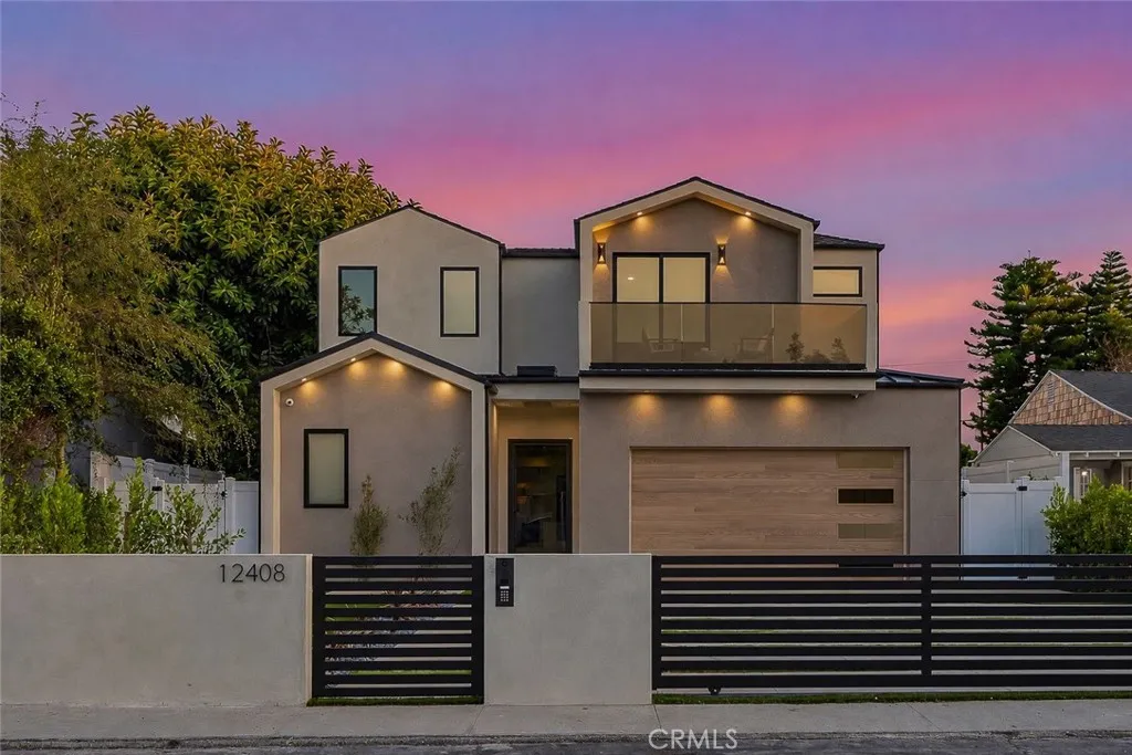 12408 Cumpston — photo