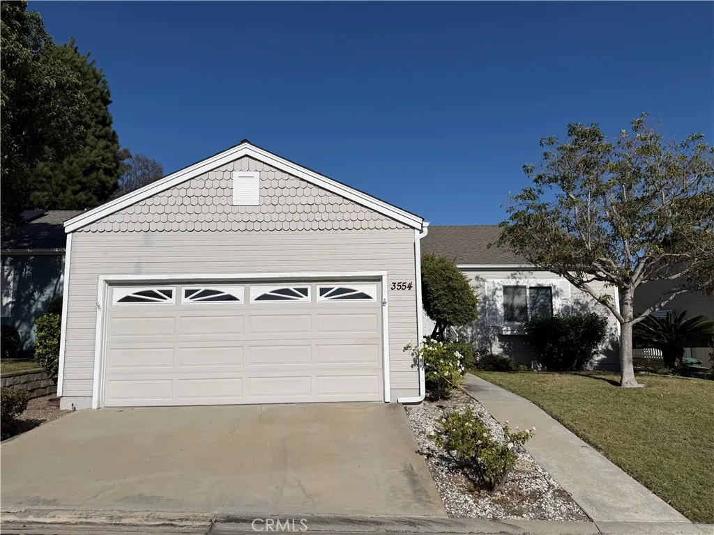 3554 Amber Lane — photo