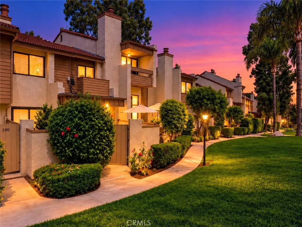 21500 Califa Unit 141 — photo