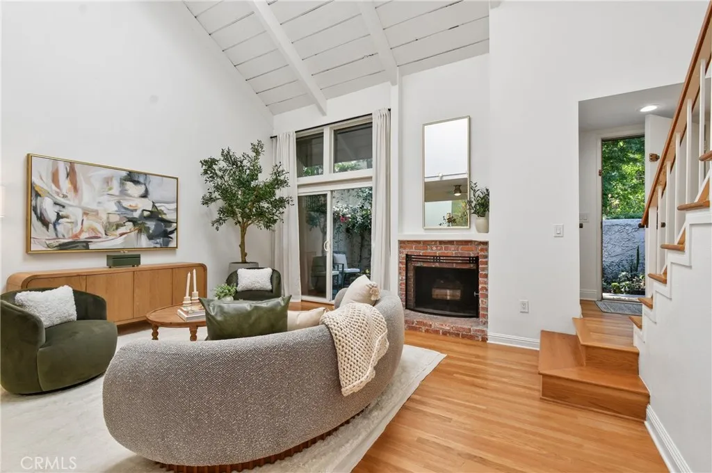 4249 Colfax Avenue Unit G — photo