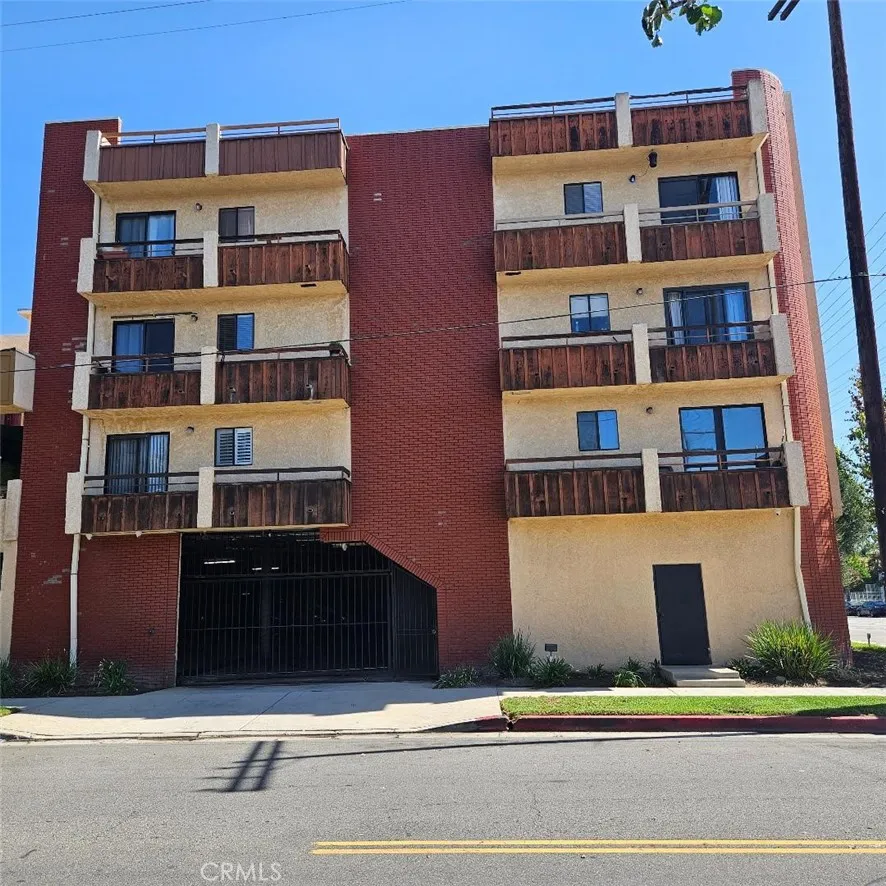 8710 Independence Ave #202 — photo