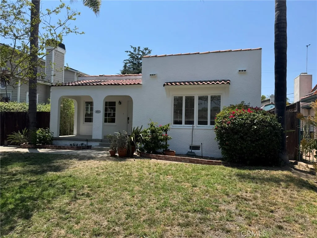 4313 Shadyglade Avenue — photo