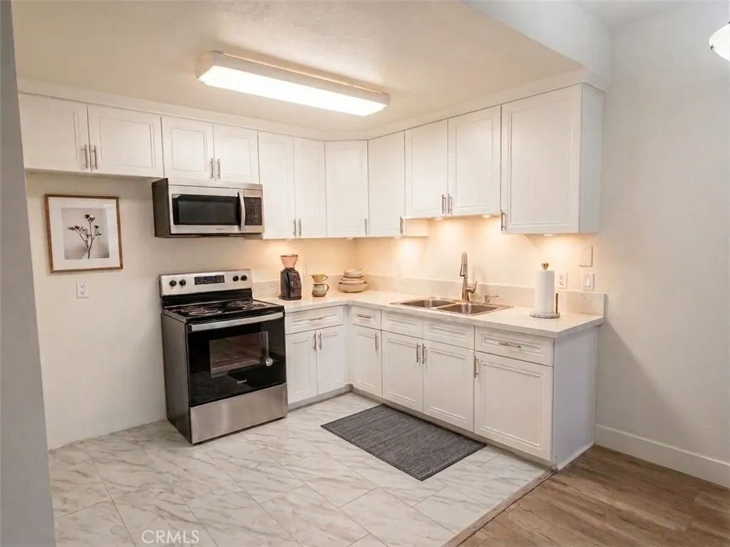 6815 Remmet Unit 109 — photo