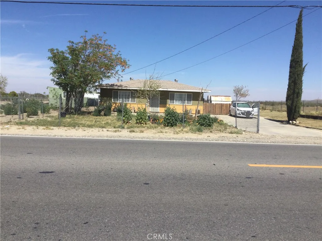 10345 E Palmdale — photo