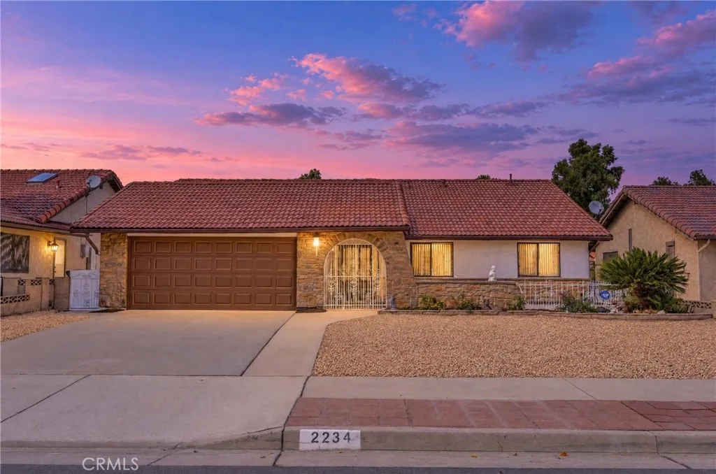 2234 Redwood Drive — photo