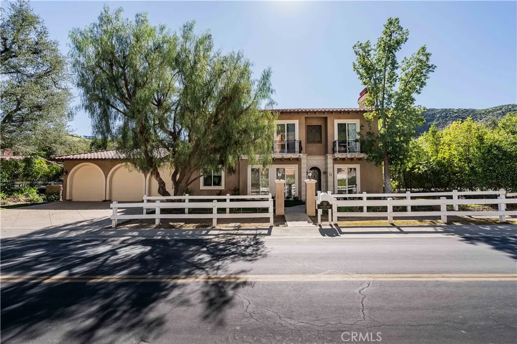 11 Baymare — photo