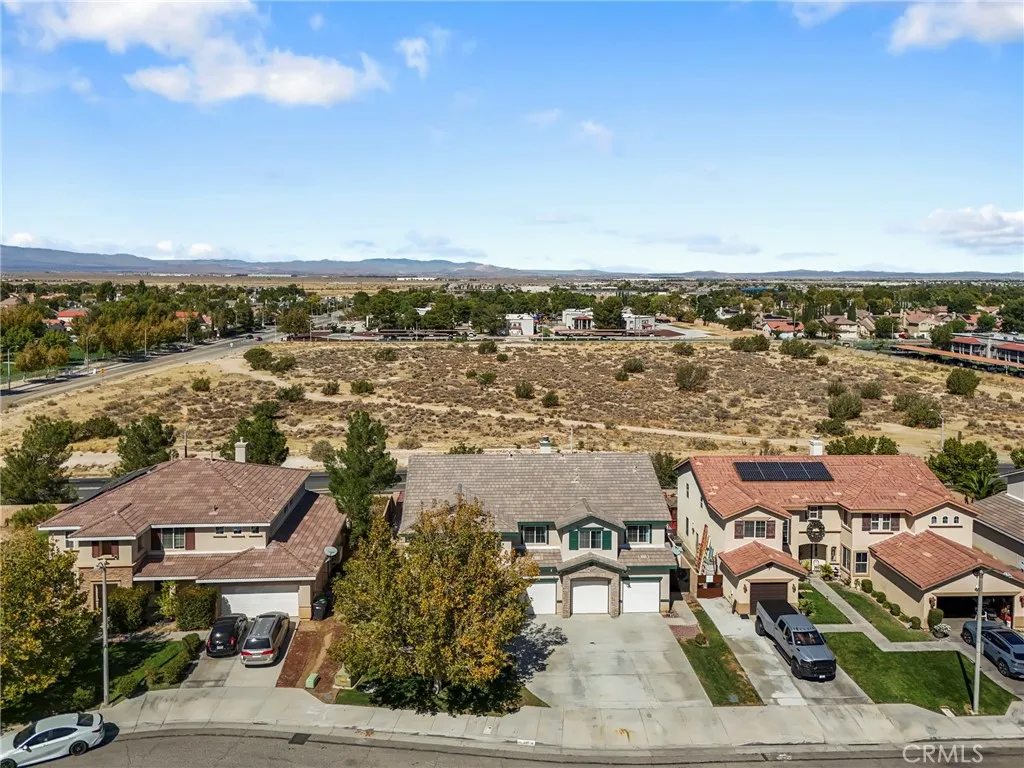 3317 Vahn Lane — photo