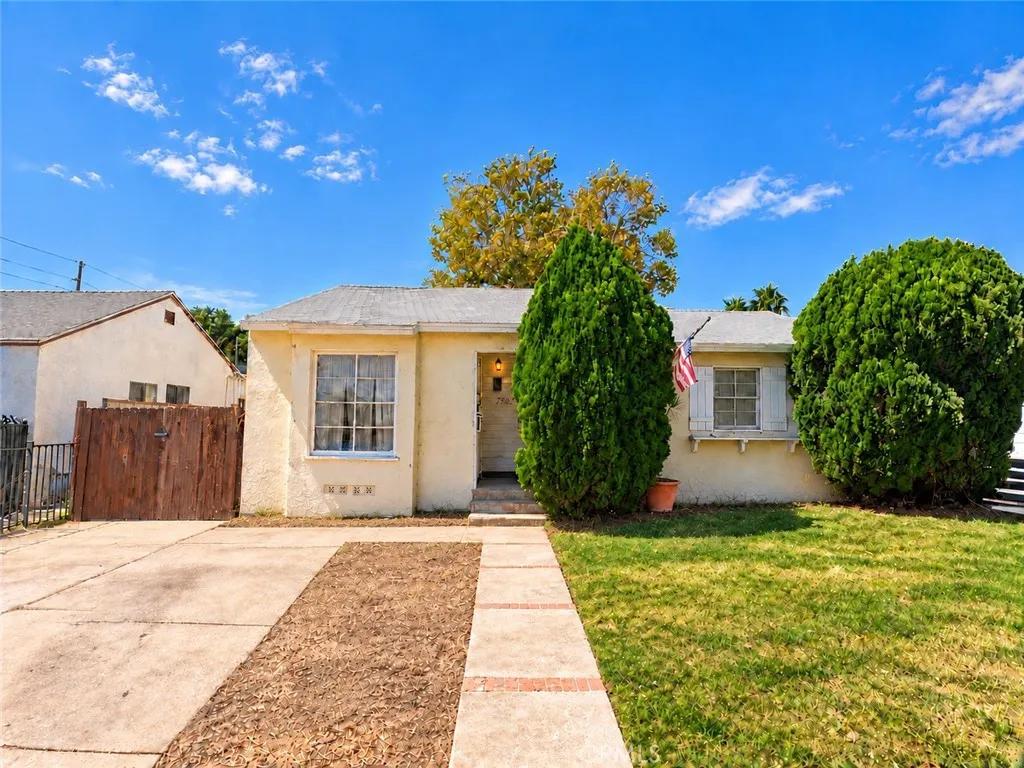 7509 Kraft — photo