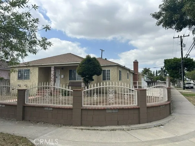 1301 S Castlegate — photo