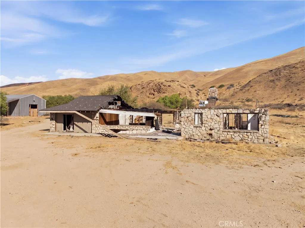 38101 Gorman Post Road, Lebec, CA 93243 — photo 2