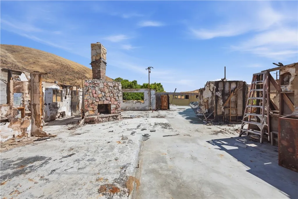 38101 Gorman Post Road, Lebec, CA 93243 — photo 3