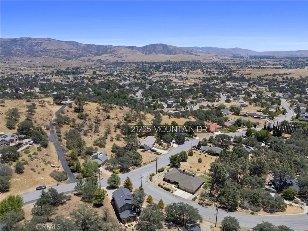 21725 Mountain, Tehachapi, CA 93561 — photo 3