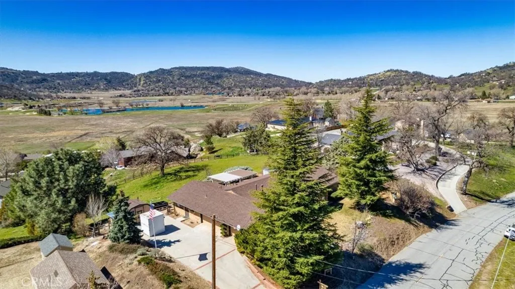 23841 Dart, Tehachapi, CA 93561 — photo 3