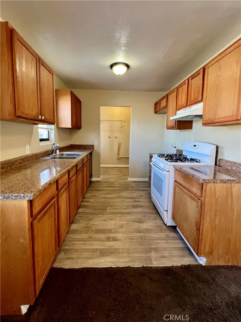 44118 Kingtree, Lancaster, CA 93534 — photo 3