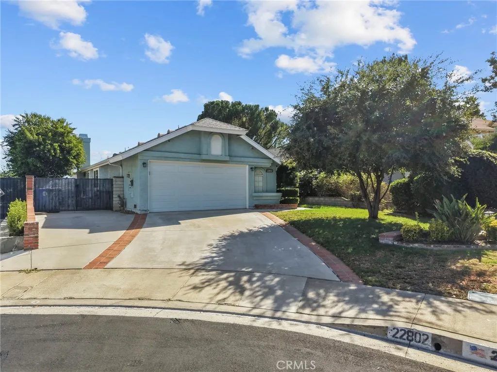 22802 Acacia Court — photo