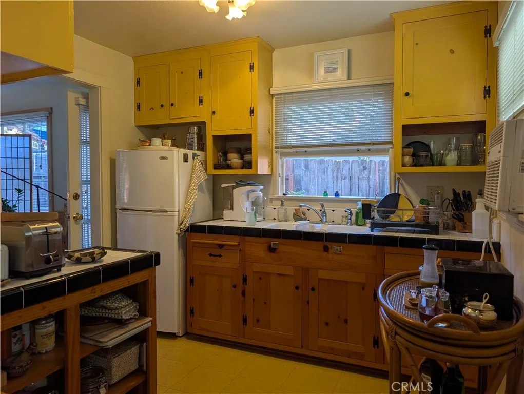 1184 Katherine Road, Simi Valley, CA 93063 — photo 2