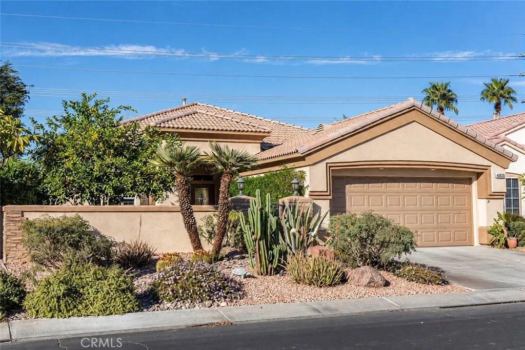 44020 Royal Troon — photo