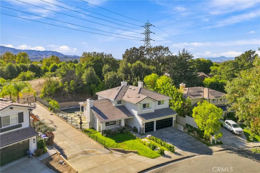 24585 Lola Lane — photo