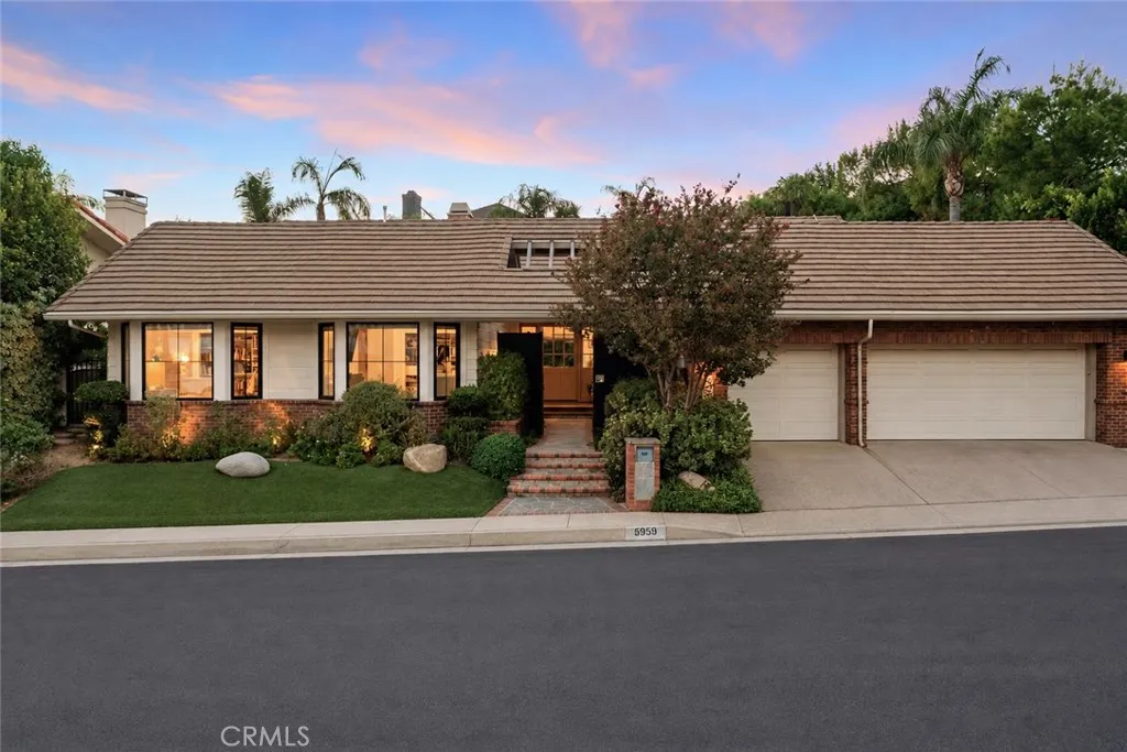 5959 Woodland View Drive — photo