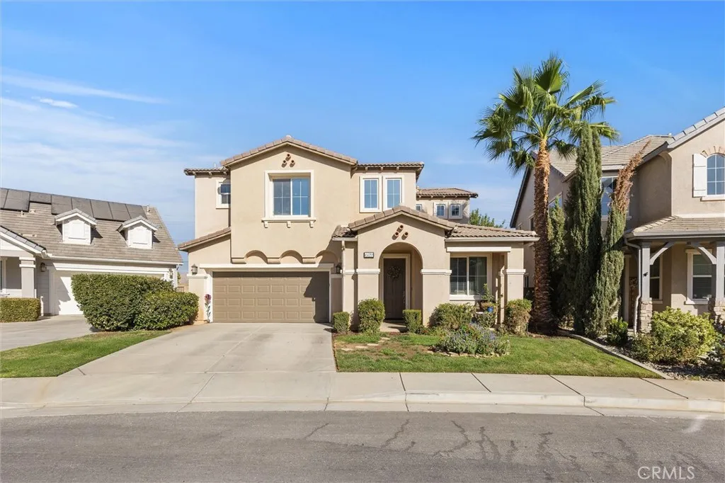 6119 Pilar Way — photo