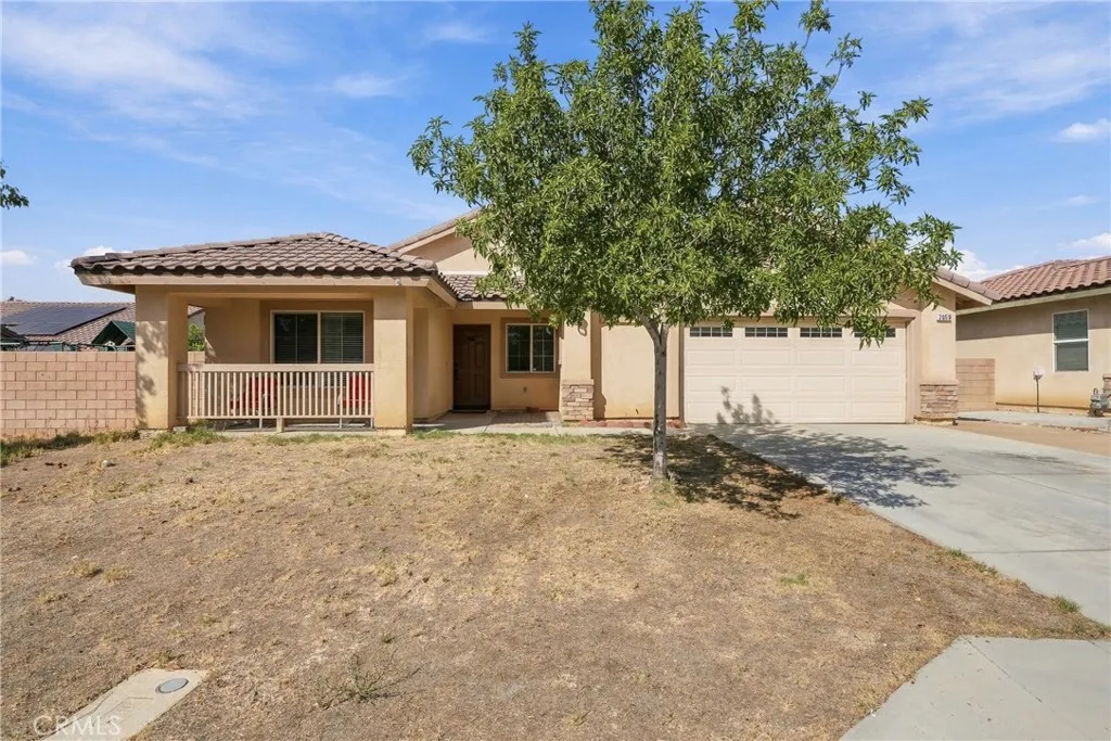 2053 E Jenner Street, Lancaster, CA 93535 — photo 2