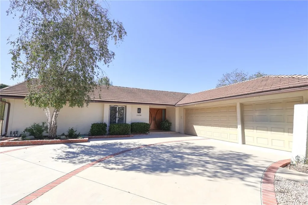 22458 Calipatria Drive — photo
