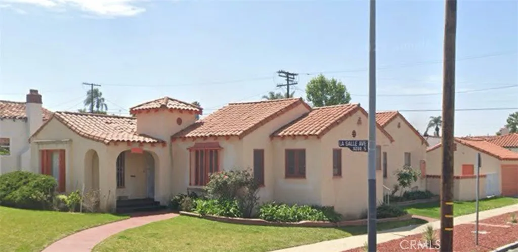 9201 La Salle — photo