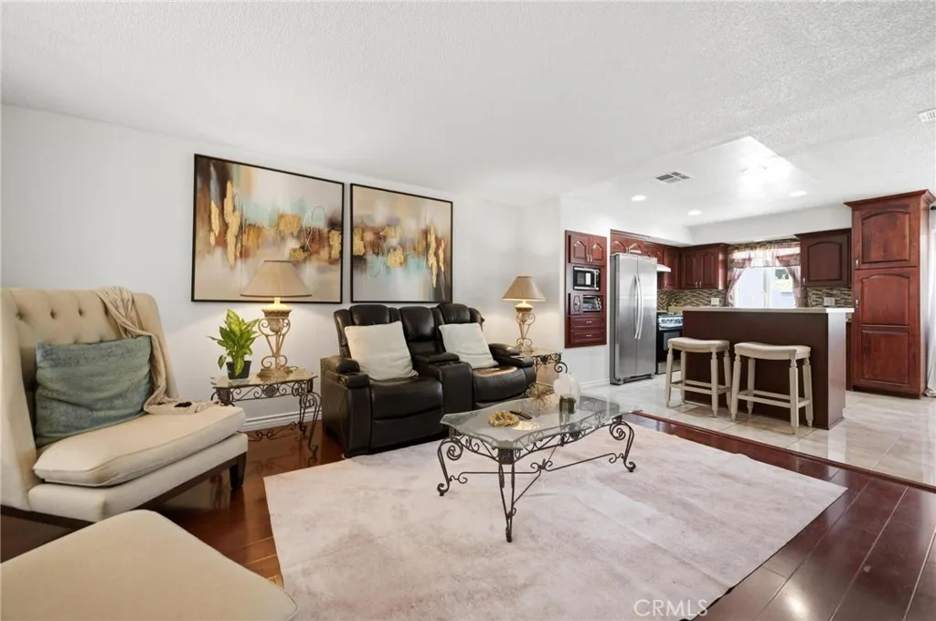9200 Palm Street Unit 6 — photo
