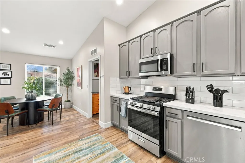 1005 Oshkosh Court — photo