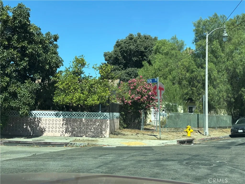 2723 Pirtle — photo
