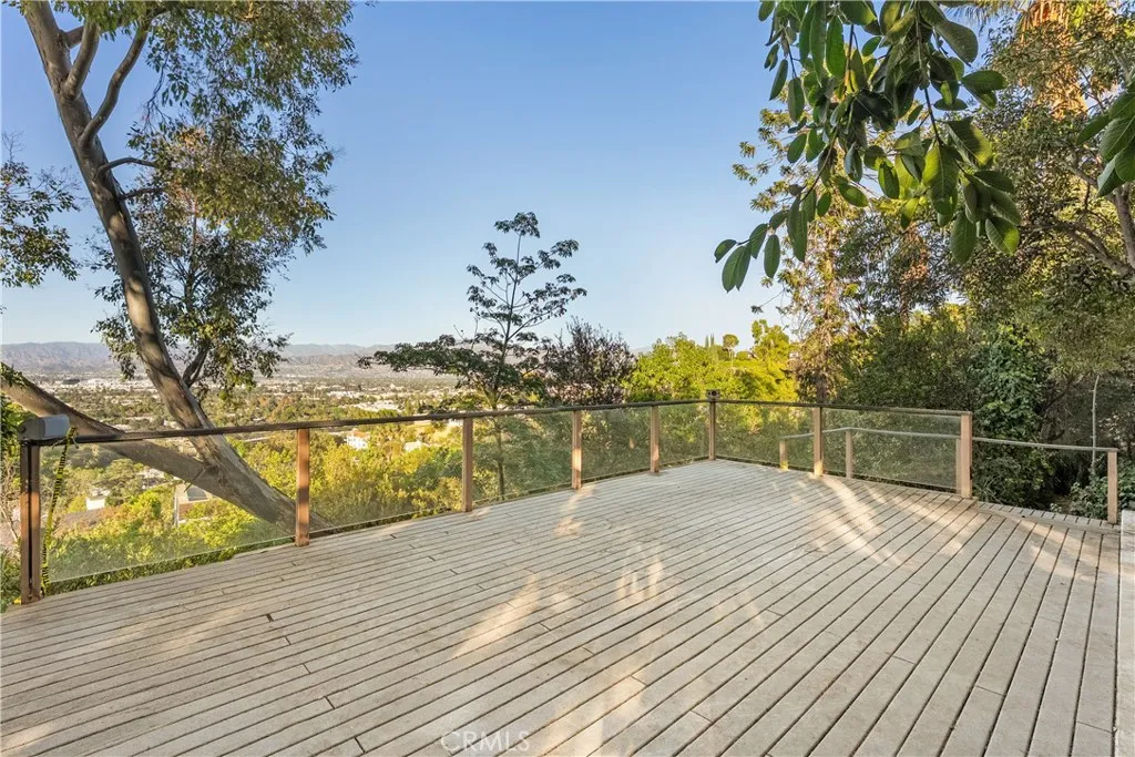 11400 Laurelcrest Drive — photo