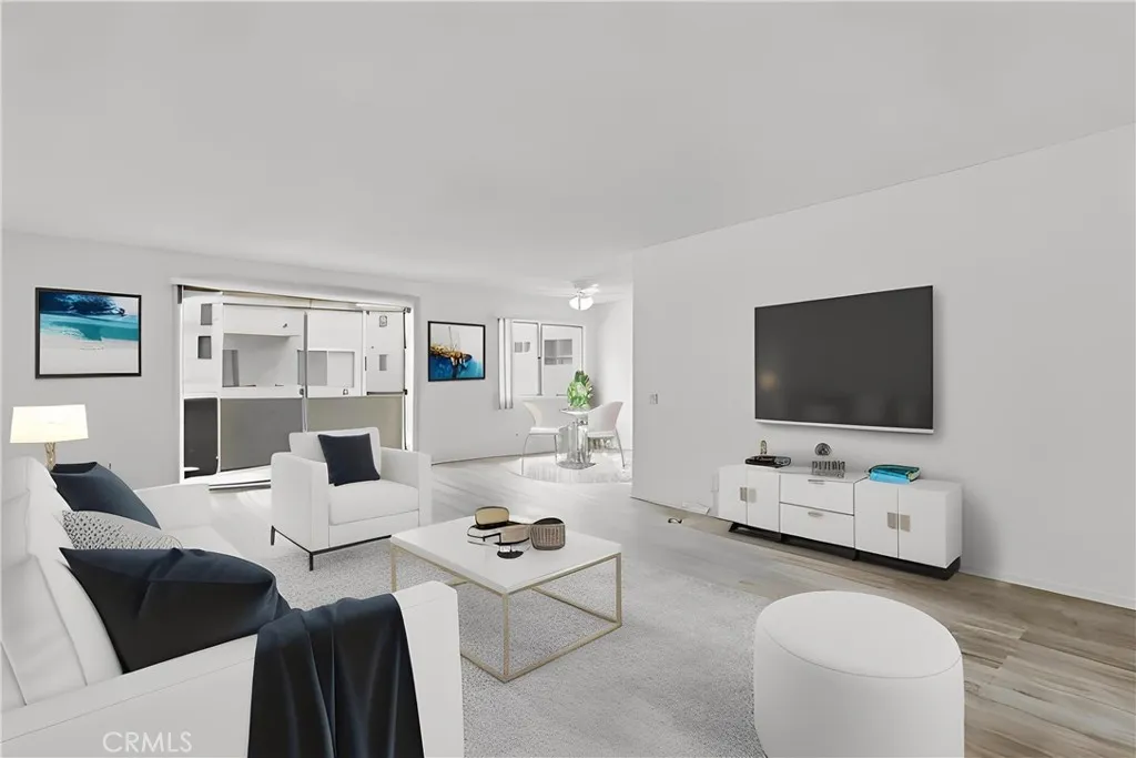 5400 Lindley Avenue Unit 121 — photo