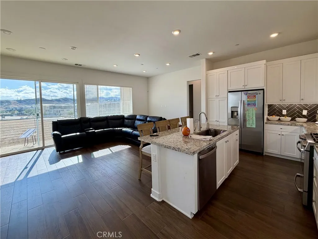 27466 Mercantile Court Unit 305 — photo