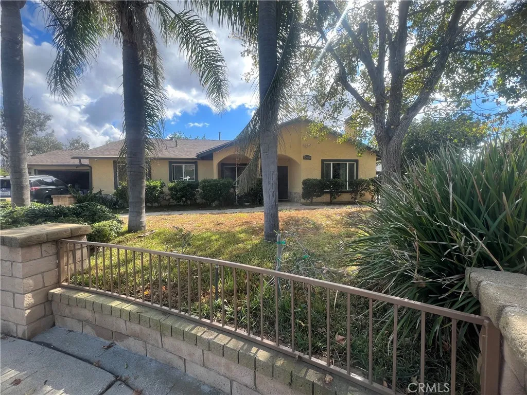 13802 Montero Avenue — photo