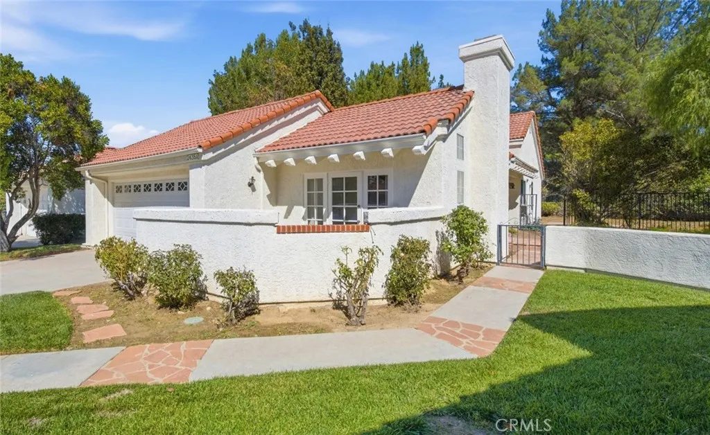 24351 Sorrento Court — photo