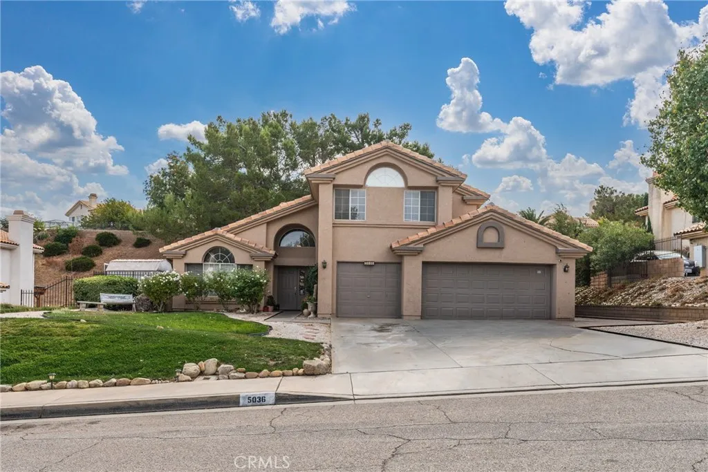 5036 Claro Way — photo