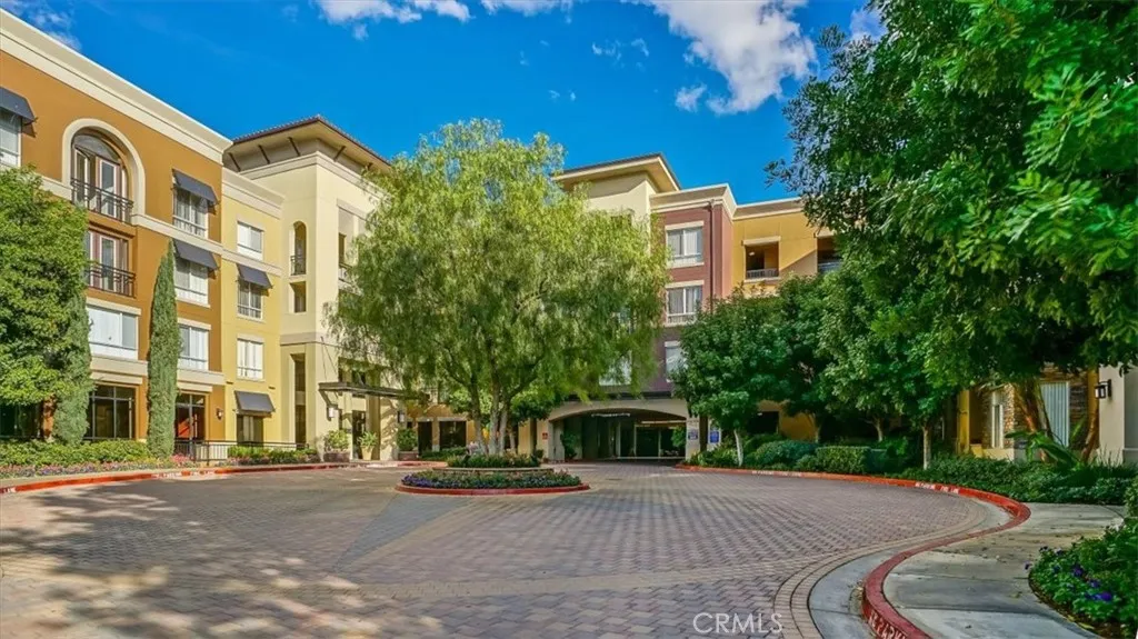 24545 Town Center Unit 5101 — photo