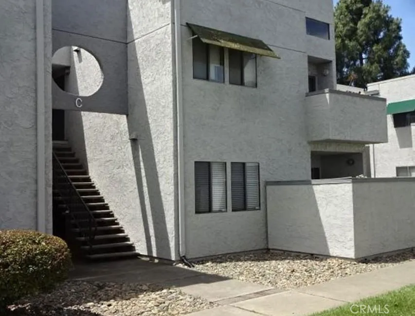 225 Pennsylvania — photo