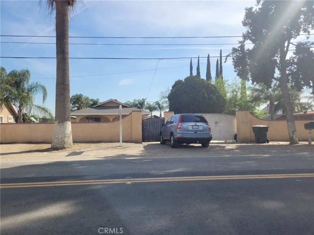 5258 El Rivino Road — photo