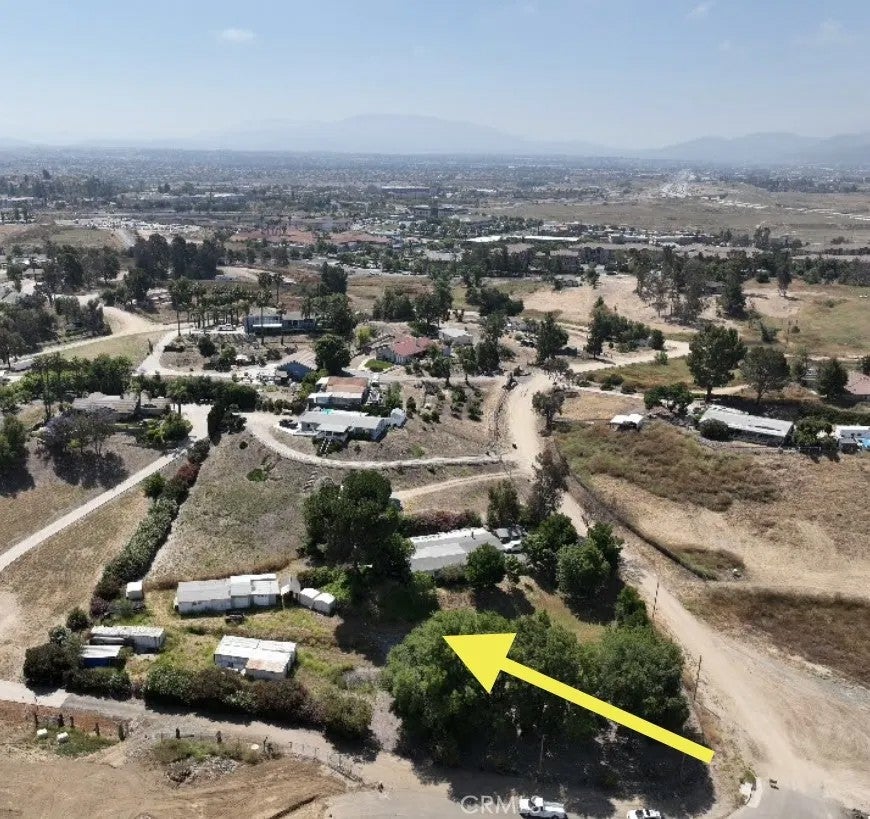 25180 Catalina Street — photo
