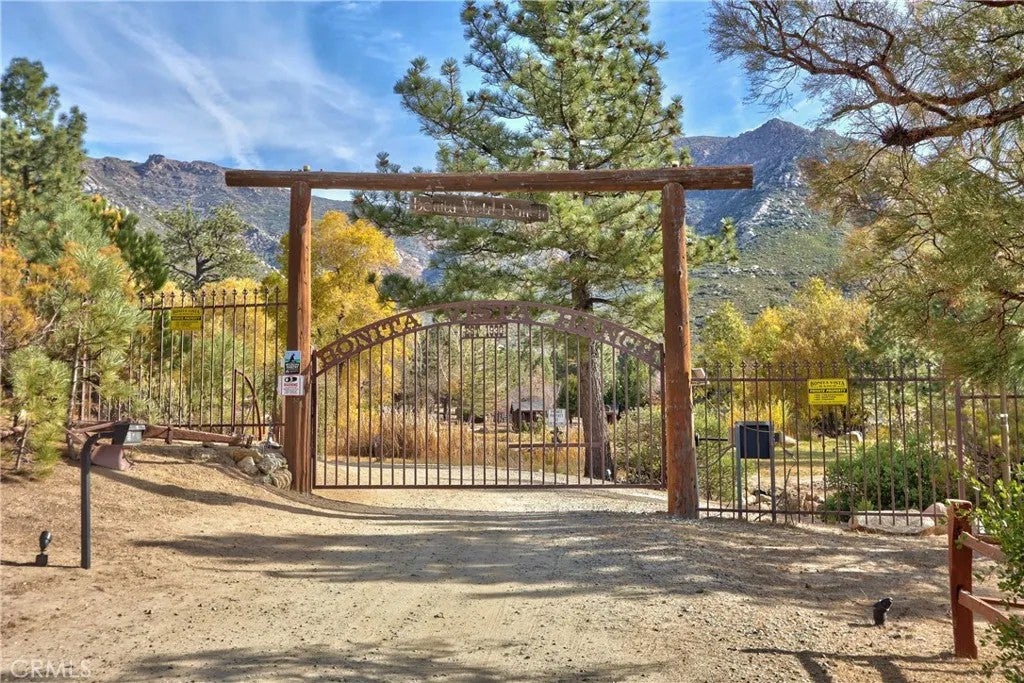 58111 Bonita Vista Road — photo
